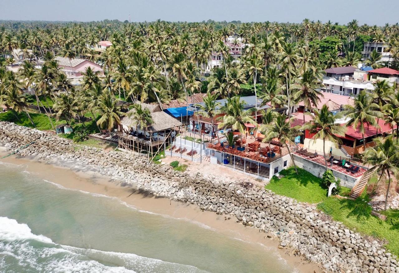 Black Beach Resort Варкала Екстериор снимка