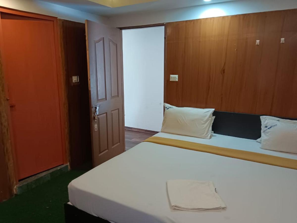 Black Beach Resort Варкала Екстериор снимка