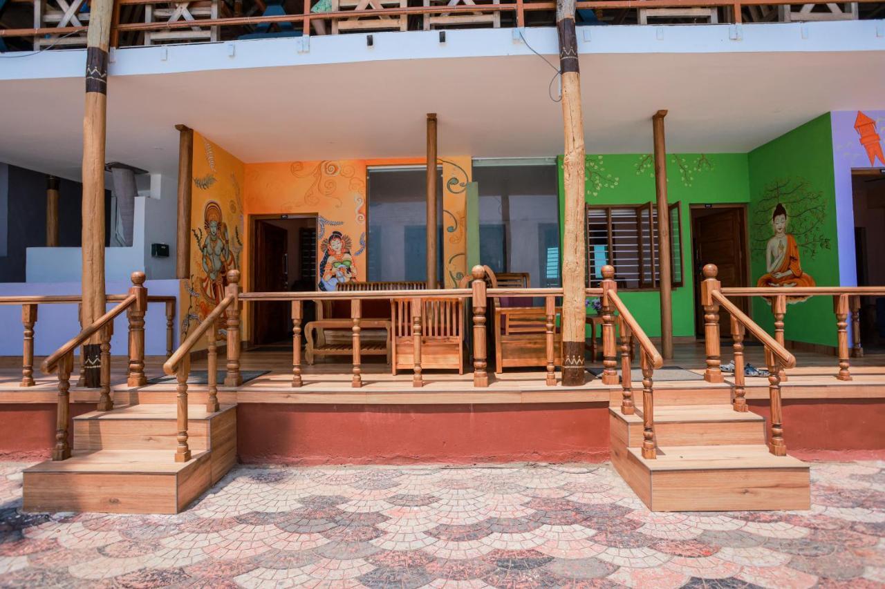 Black Beach Resort Варкала Екстериор снимка