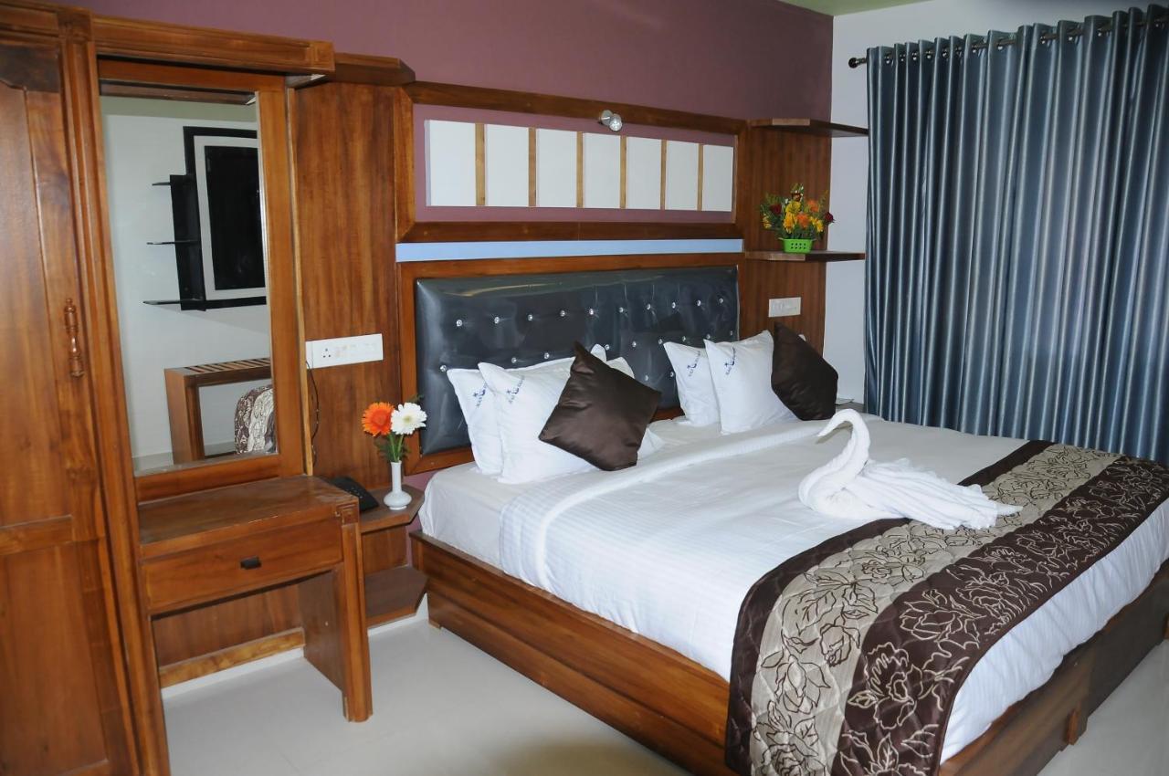Black Beach Resort Варкала Екстериор снимка